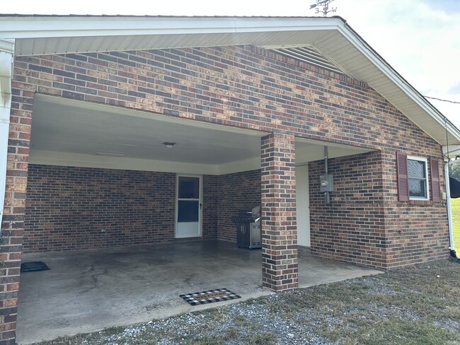 2 Car Carport - 3655 W Allens Bridge Rd