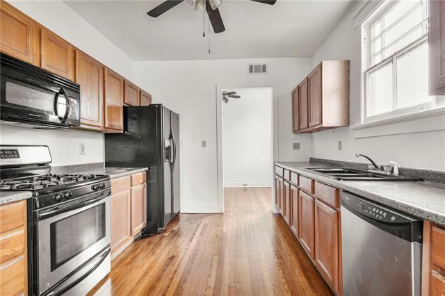 Foto del edificio - 1551 N Miro St