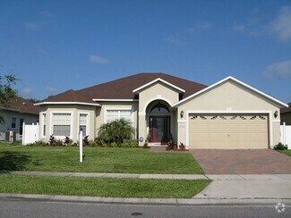 Building Photo - 2706 Patrician Cir