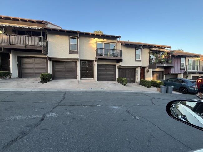 Building Photo - 5144 Javalambre Dr