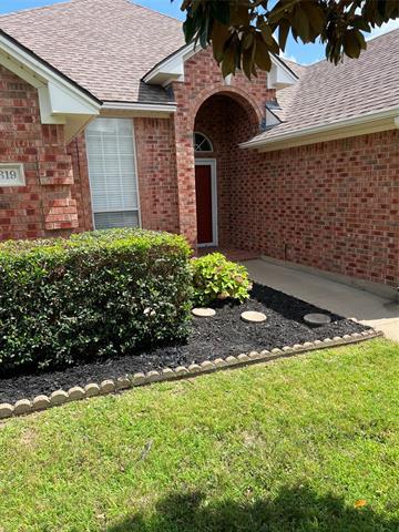 Building Photo - 2319 Glenmoor Dr