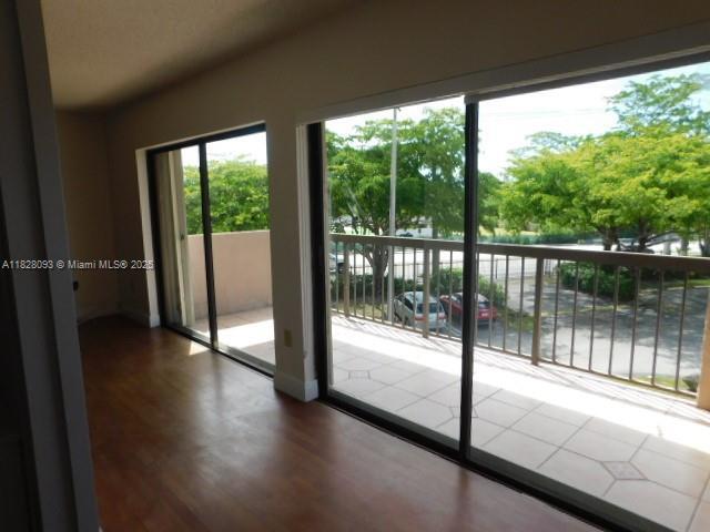 Building Photo - 5900 SW 127th Ave