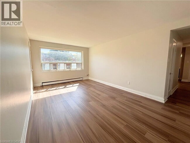 Photo du bâtiment - 280 Lorne Ave