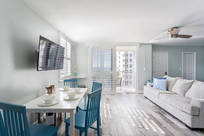 Foto del edificio - 5500 Bonita Beach Rd SW