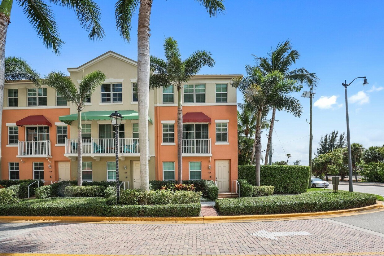 Primary Photo - 106 Moorings Dr