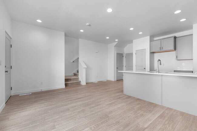 Foto del edificio - 1627 E 6820 N