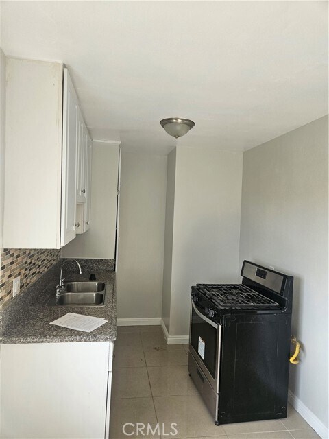 Foto del edificio - 530 N San Gabriel Ave