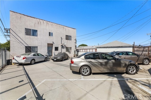 Building Photo - 1858 S Orange Dr