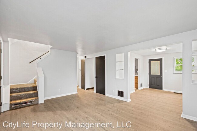 Foto del edificio - 4 br, 1 bath House - 654 Valemont Drive