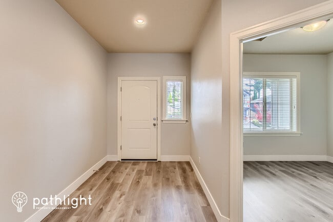 Building Photo - 10799 Southeast Turnberry Loop