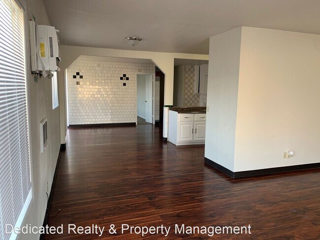 Building Photo - 3 br, 1 bath House - 304 Cedar Street