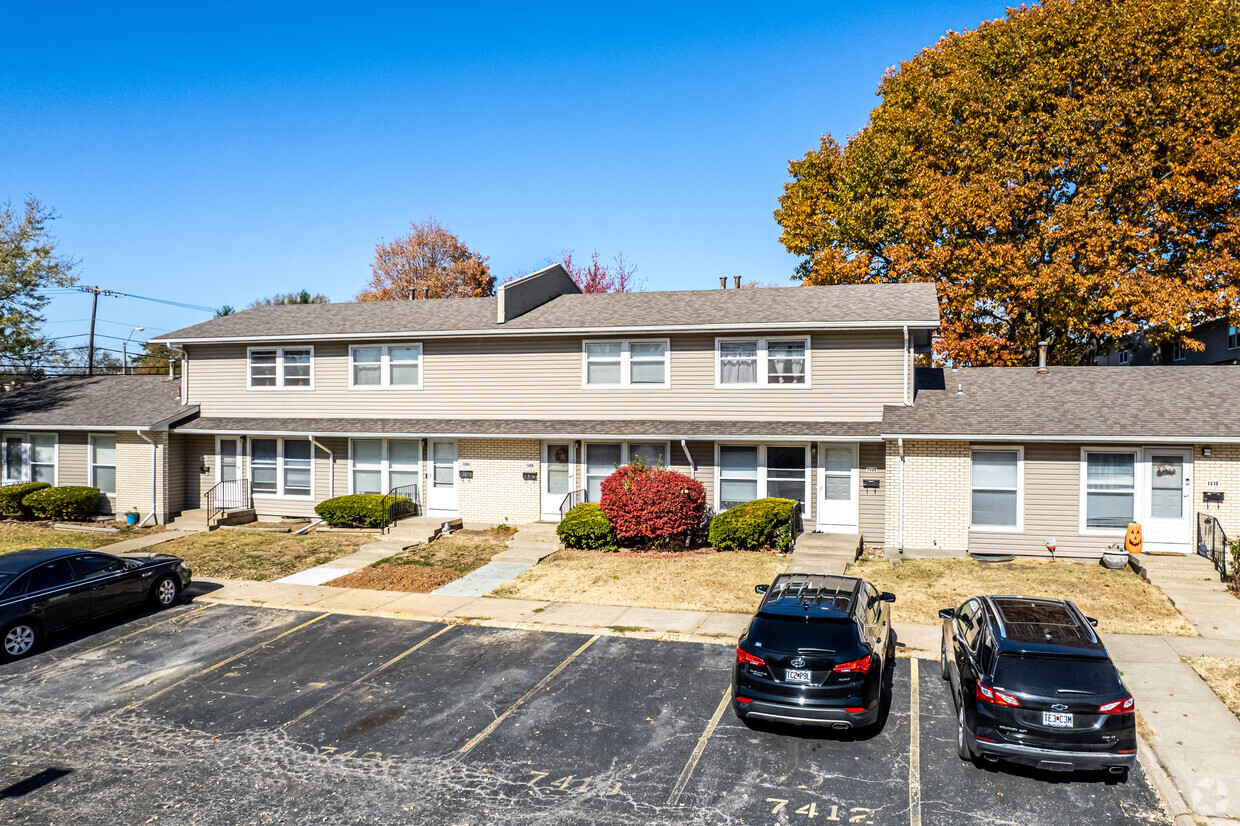 Building Photo - Loma Vista West Townhouses