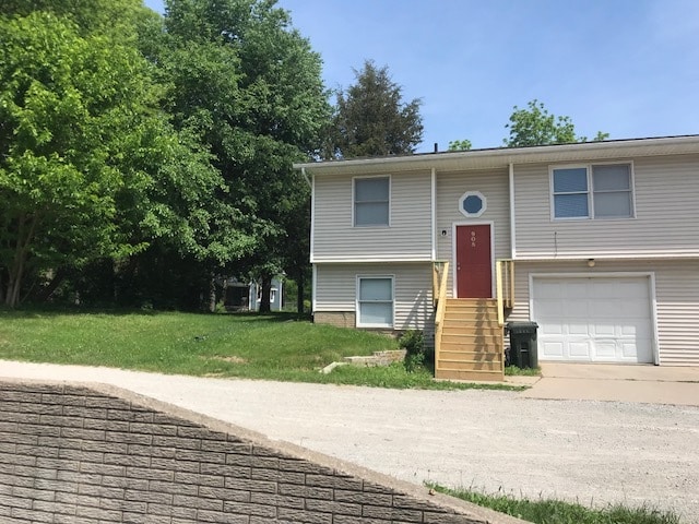 Building Photo - 908 N Dodge St