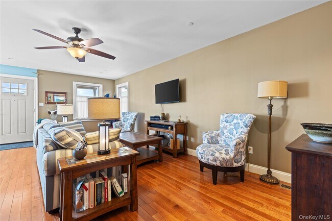 Foto del edificio - 62 Delaware Ave