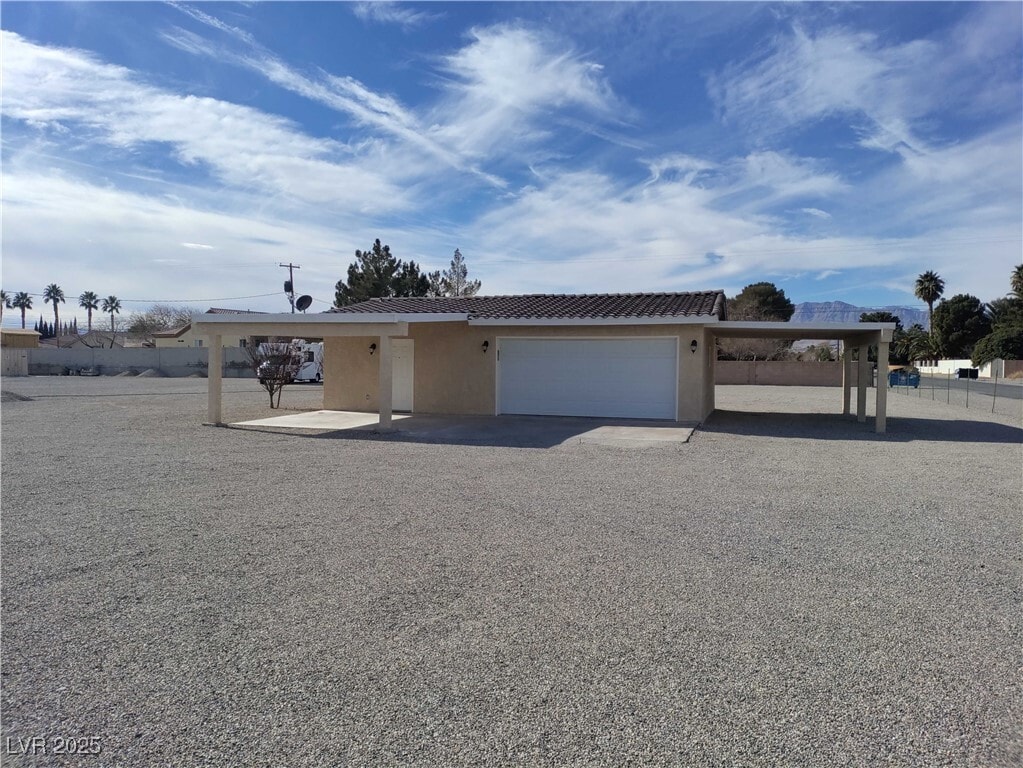Primary Photo - 5081 N Pioneer Way