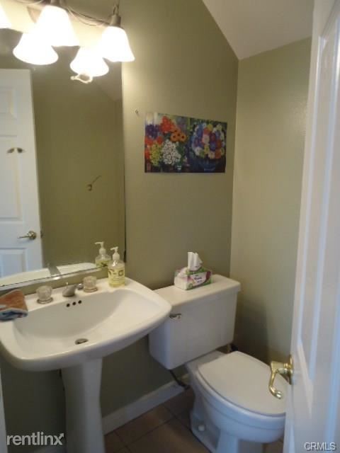 Foto del edificio - 3 br, 3 bath House - 4432 Spencer St