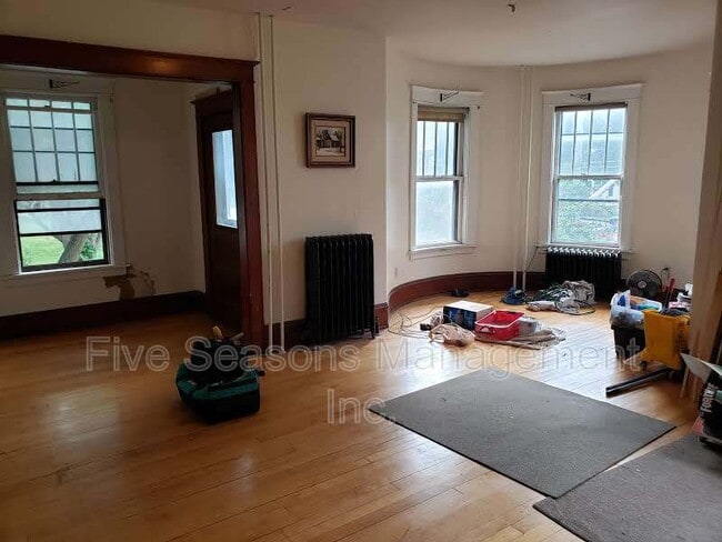 Foto del edificio - 322 Pearl St