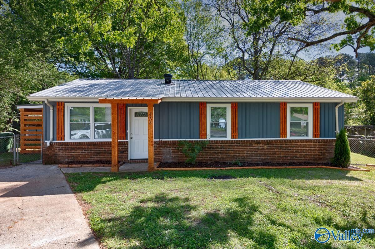 Primary Photo - 3908 W Oak Way SW