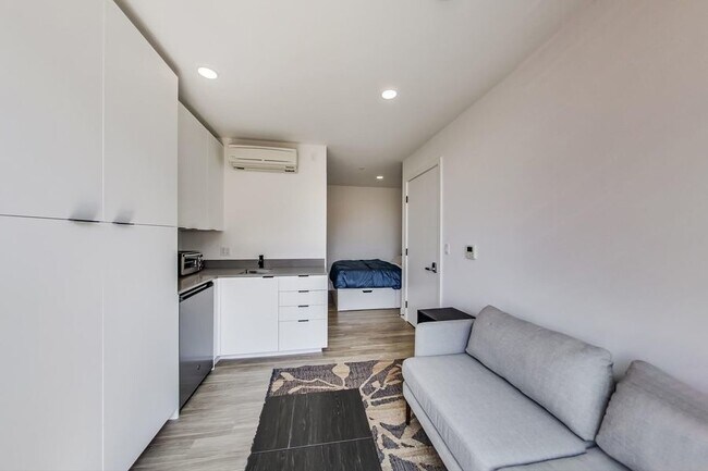 Building Photo - Artthaus Mandela: New Luxury Apartments! 4...