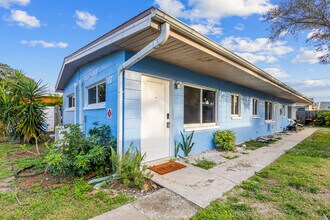 Building Photo - 117 Pierce Ave