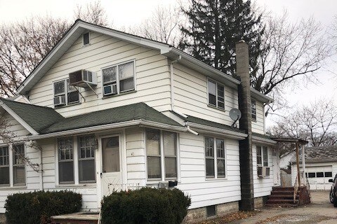 Foto principal - 41 Mead Ave