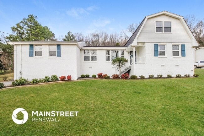 Building Photo - 405 Dahlia Dr