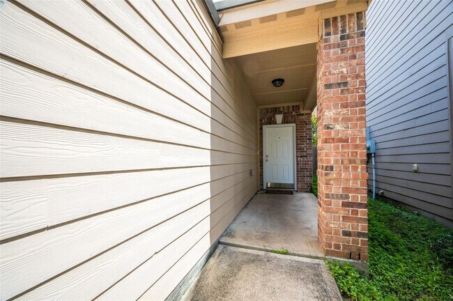 Building Photo - 11106 Panther Ct