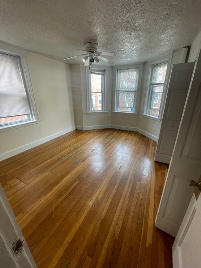 Photo - 11 Barrows St Apartment