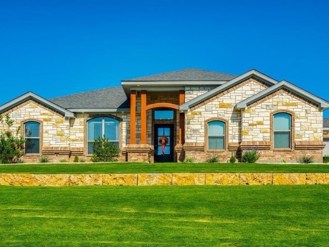 Building Photo - 1911 River Rock Trail