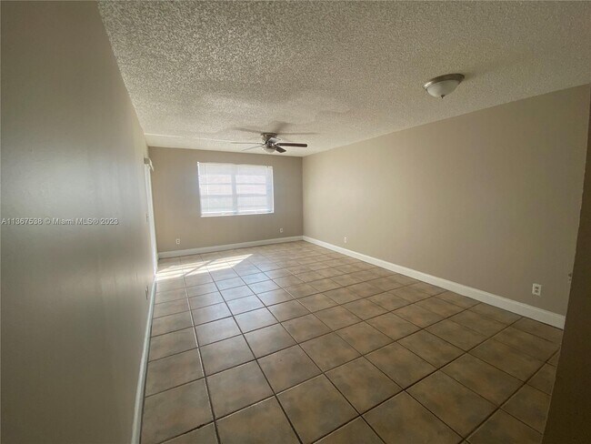 Foto del edificio - 3263 Kirk Rd