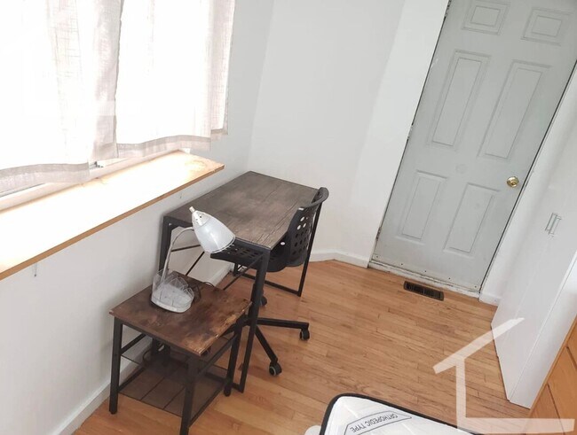 Building Photo - Central Brookline Location, In-Unit Washer...