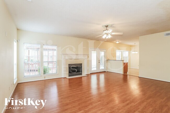 Building Photo - 20514 Hampshire Rocks Dr