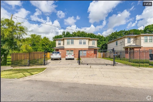 Building Photo - 8130 Jutland Rd