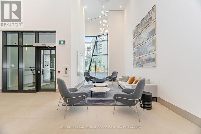 Building Photo - 430-4430 Square One Dr