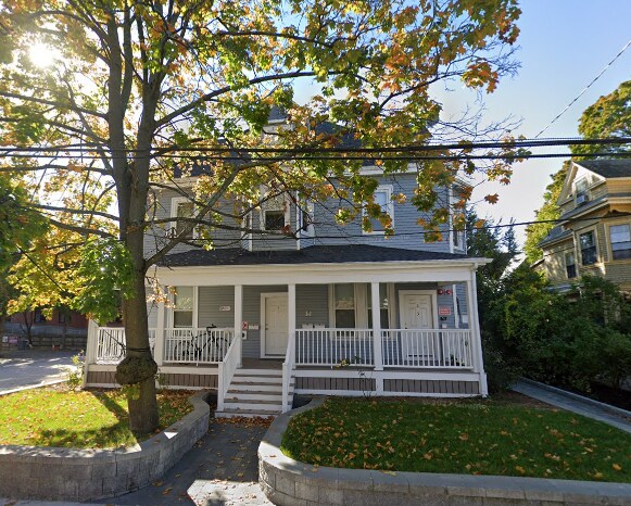 Primary Photo - 12 Harris St