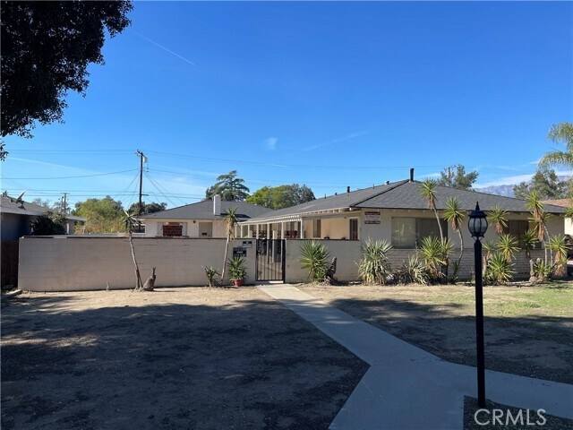 Building Photo - 8368 Nuevo Ave