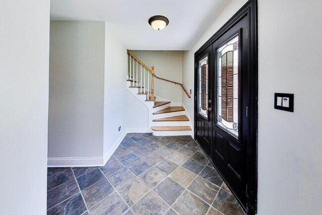 Foto del edificio - 1526 Carrol Ct