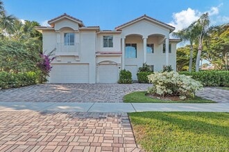 Building Photo - 11615 Paradise Cove Ln