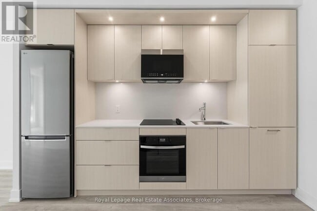 Building Photo - 25 Cordova Ave