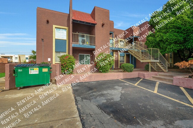 Building Photo - 16602 N 25th St
