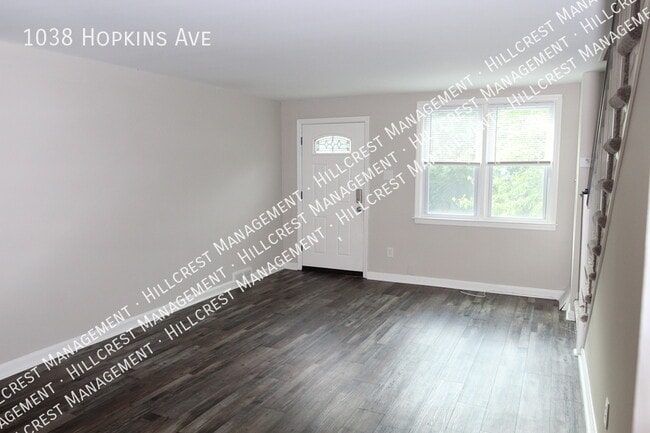 Building Photo - 1038 Hopkins Ave