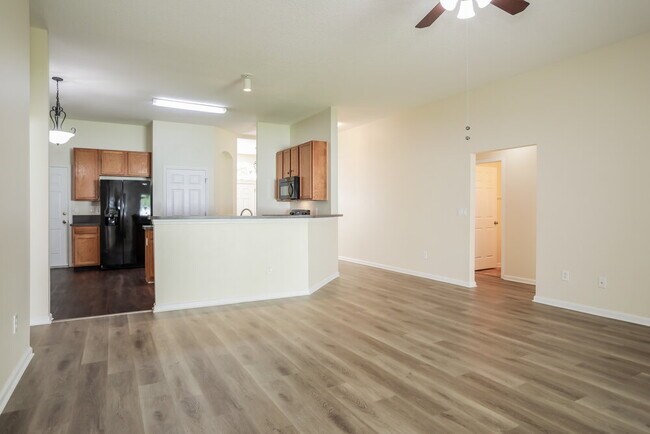 Building Photo - 3460 Live Oak Hollow Dr