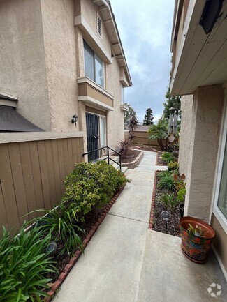 Building Photo - 6840 Bear River Row
