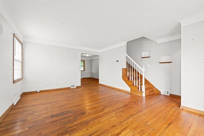 Building Photo - 4094 Lowden Rd