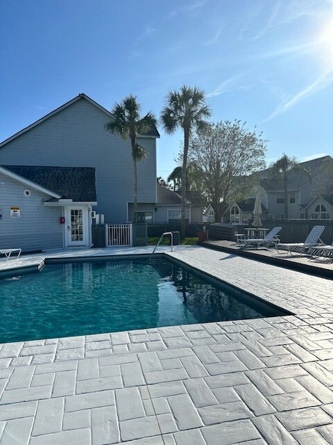 Foto principal - 12161 Armenia Gables Cir