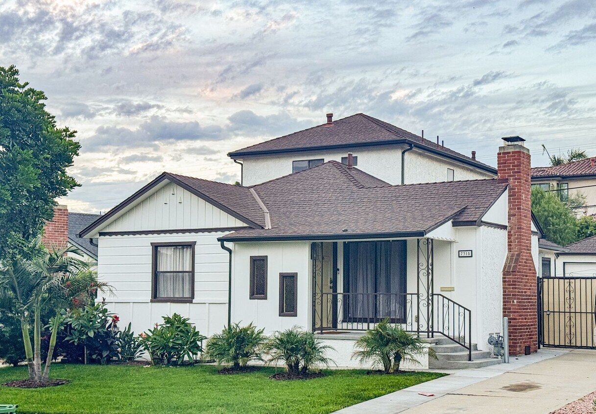 Foto principal - Beautiful 3bd 2 ba House