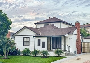 Building Photo - 7315 W 82nd St