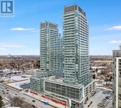 Building Photo - 8 Olympic Gdn Dr