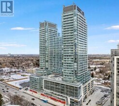 Building Photo - 8 Olympic Gdn Dr