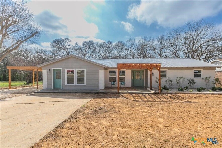 Foto principal - 3655 Brenda Ln
